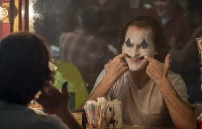 Sutradara Joker Membagikan Foto Pertama Joaquin Phoenix Di Set Of Sequel