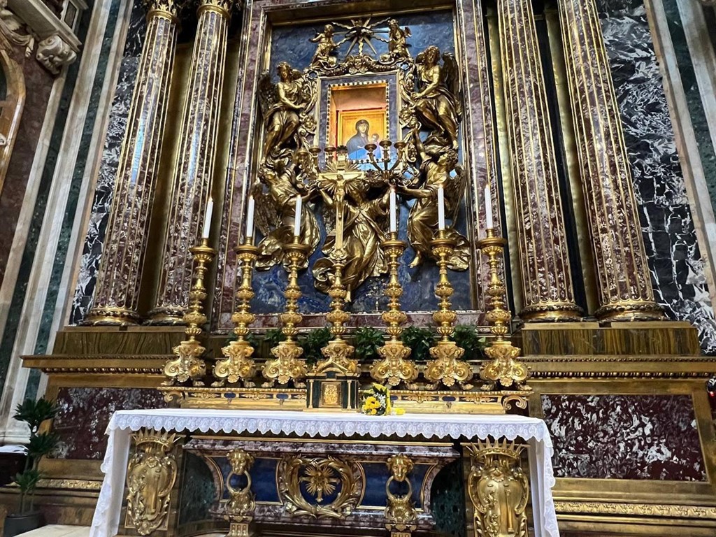 Pope Francis Rejects Helicopter Ride, Takes Unexpected Detour After Hospital Discharge - SurgeZirc UK