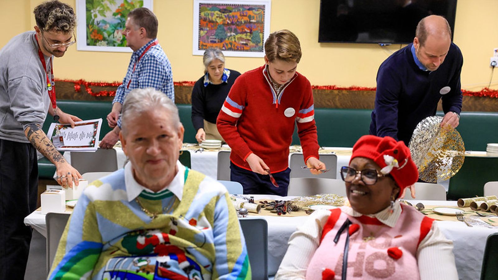 Prince William Introduces Prince George To Homelessness Charity Visited With Princess Diana - SurgeZirc UK