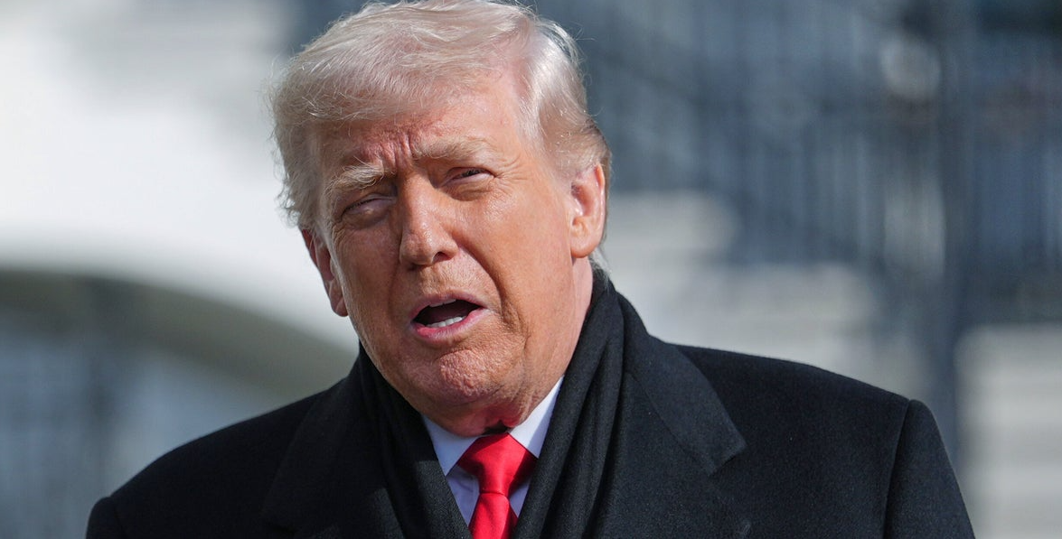 Trump Sparks Backlash After Suggesting Limits On Gun Rights Following Minneapolis Shooting - SurgeZirc UK